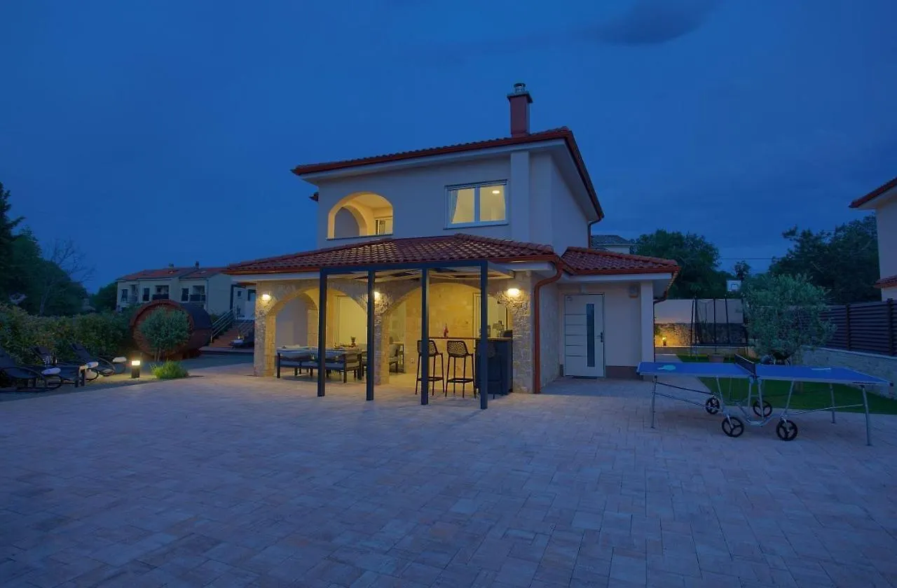 Holiday House Sea & Sun Residence Rasopasno Croatia