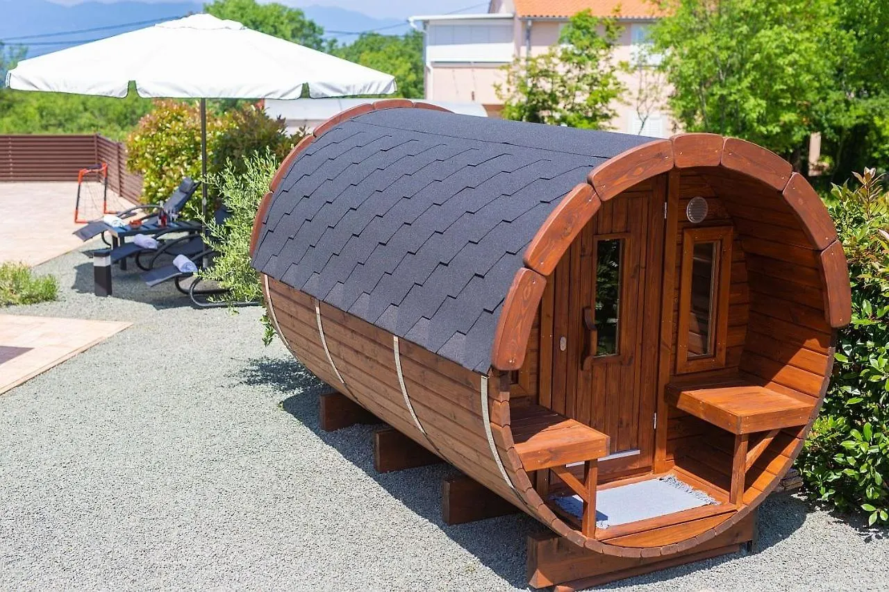 Holiday home Holiday House Sea & Sun Residence Rasopasno